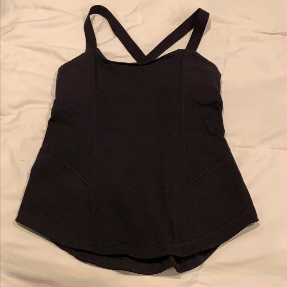 Lululemon Size 8 Black top - excellent condition